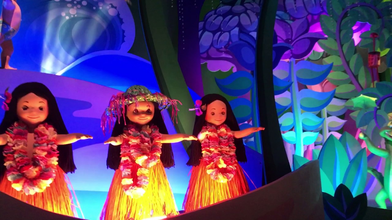 Disney la maison des poupées (it's a small world)