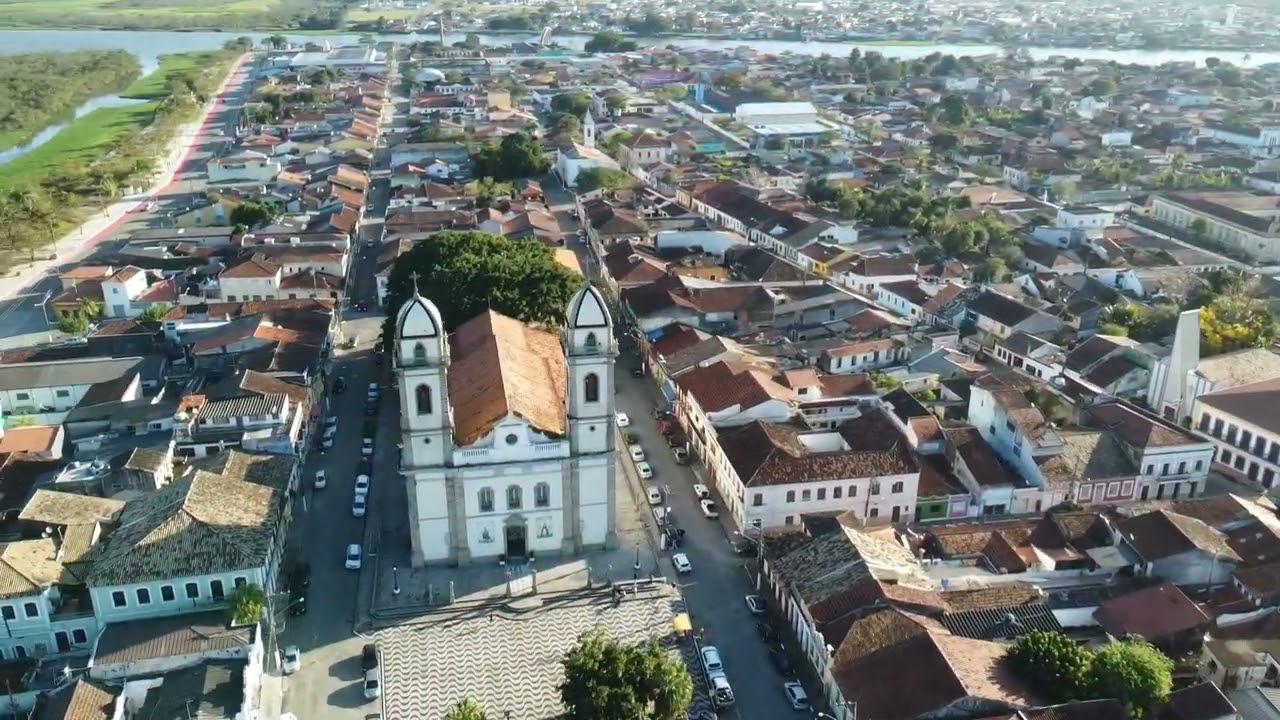 Tour de Drone pela cidade de Iguape