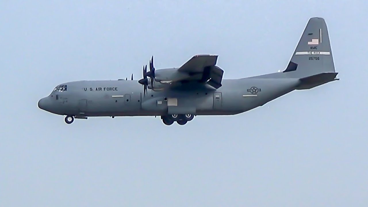 US Air Force C-130 Hercules arrives in Berlin-Sch&ouml;nefeld for ILA 2016!