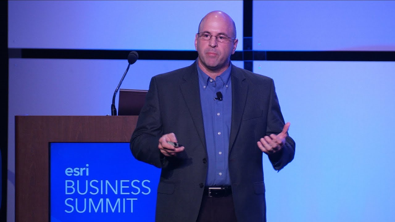Combining GIS and IoT to Create Smart Airports