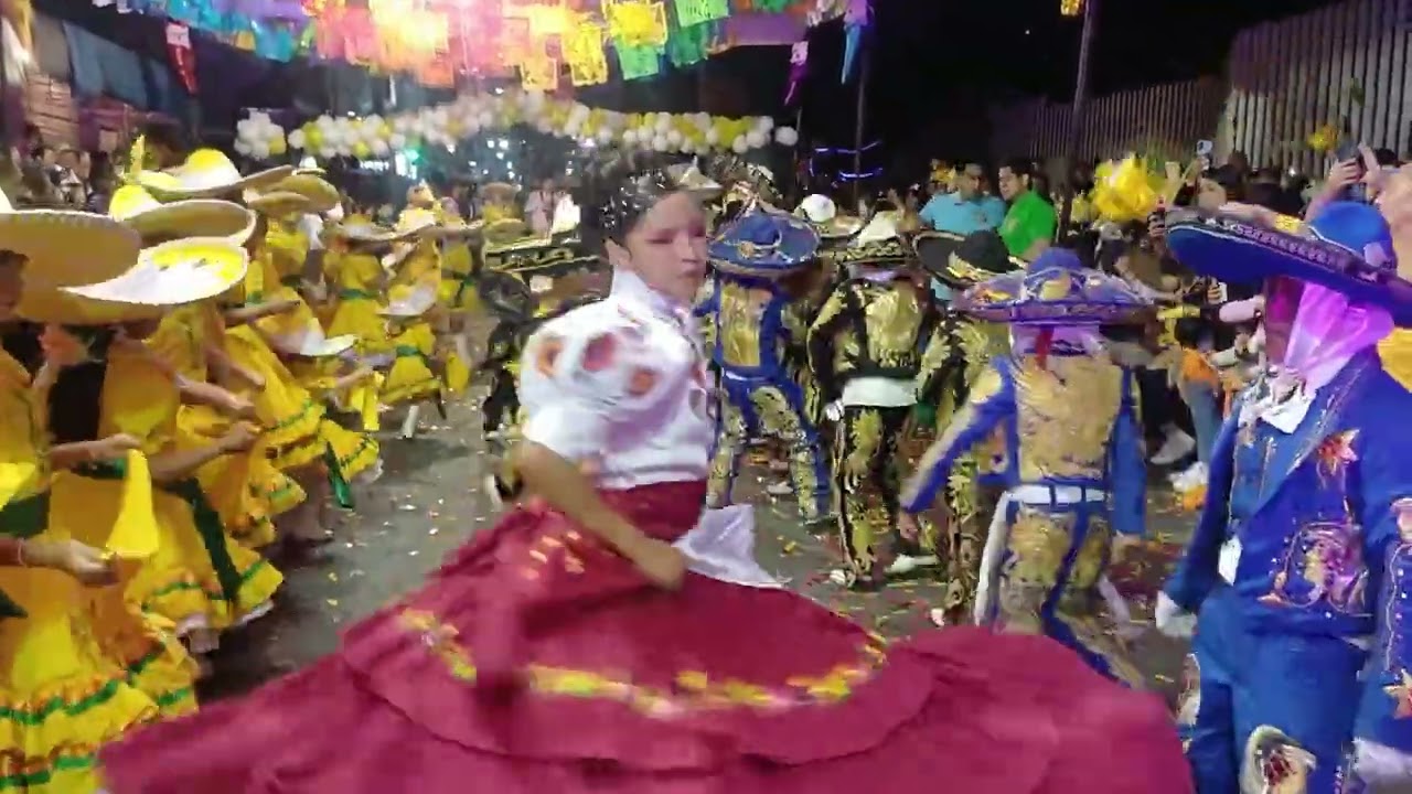 Cierre comparsa los Niños del Pueblo 2026. 