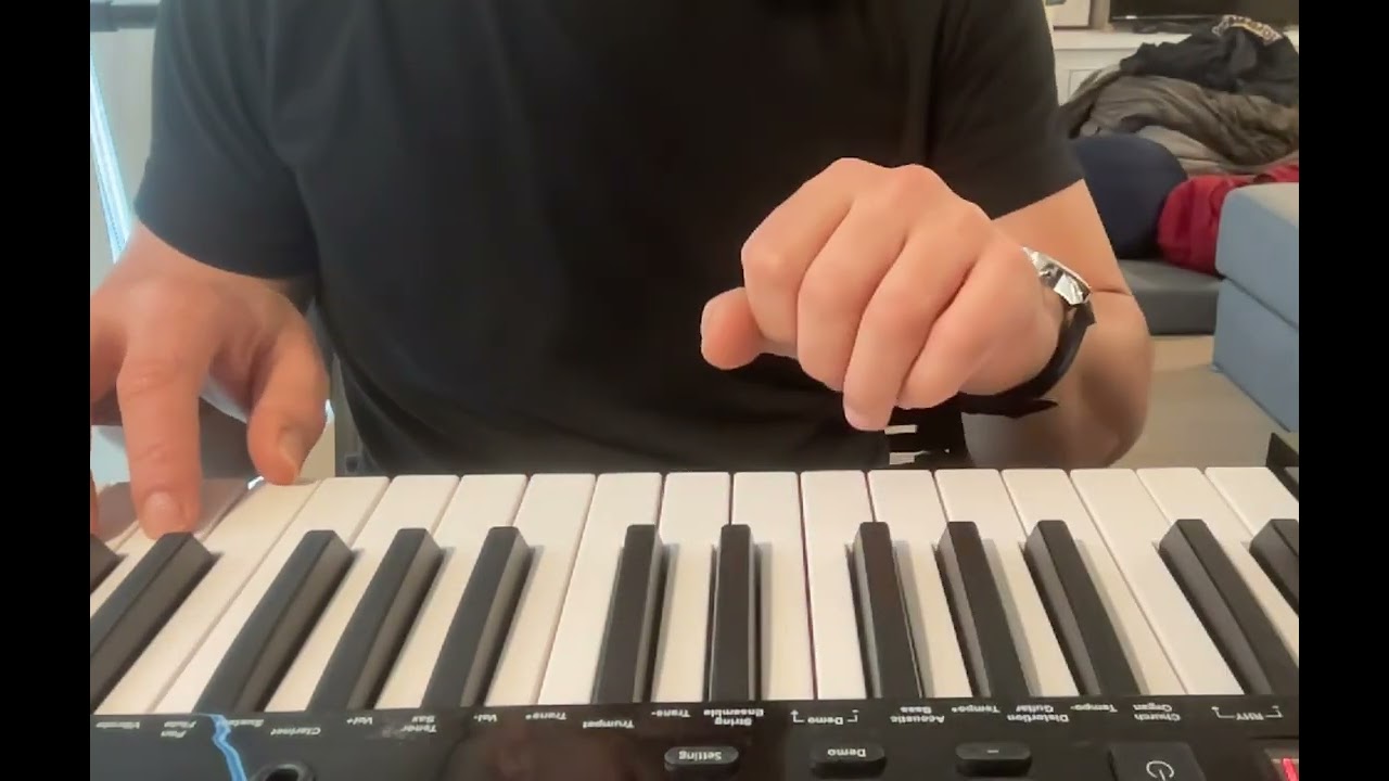 KONIX 61 Keys Keyboard Piano Beginners MIDI USB Interface & Bluetooth,