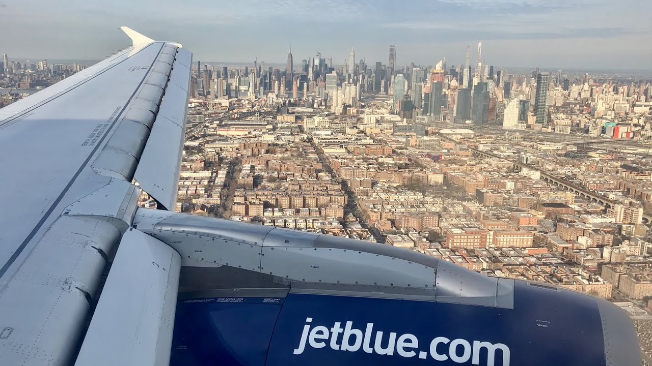 NEW YORK CITY LaGuardia Landing – JetBlue Airways – Airbus A320-232 – N779JB – KPBI - KLGA