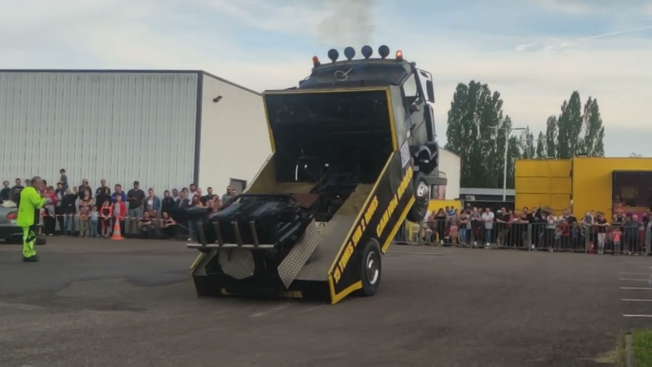 MONSTER SHOW CASCADEURS À GRAY 70