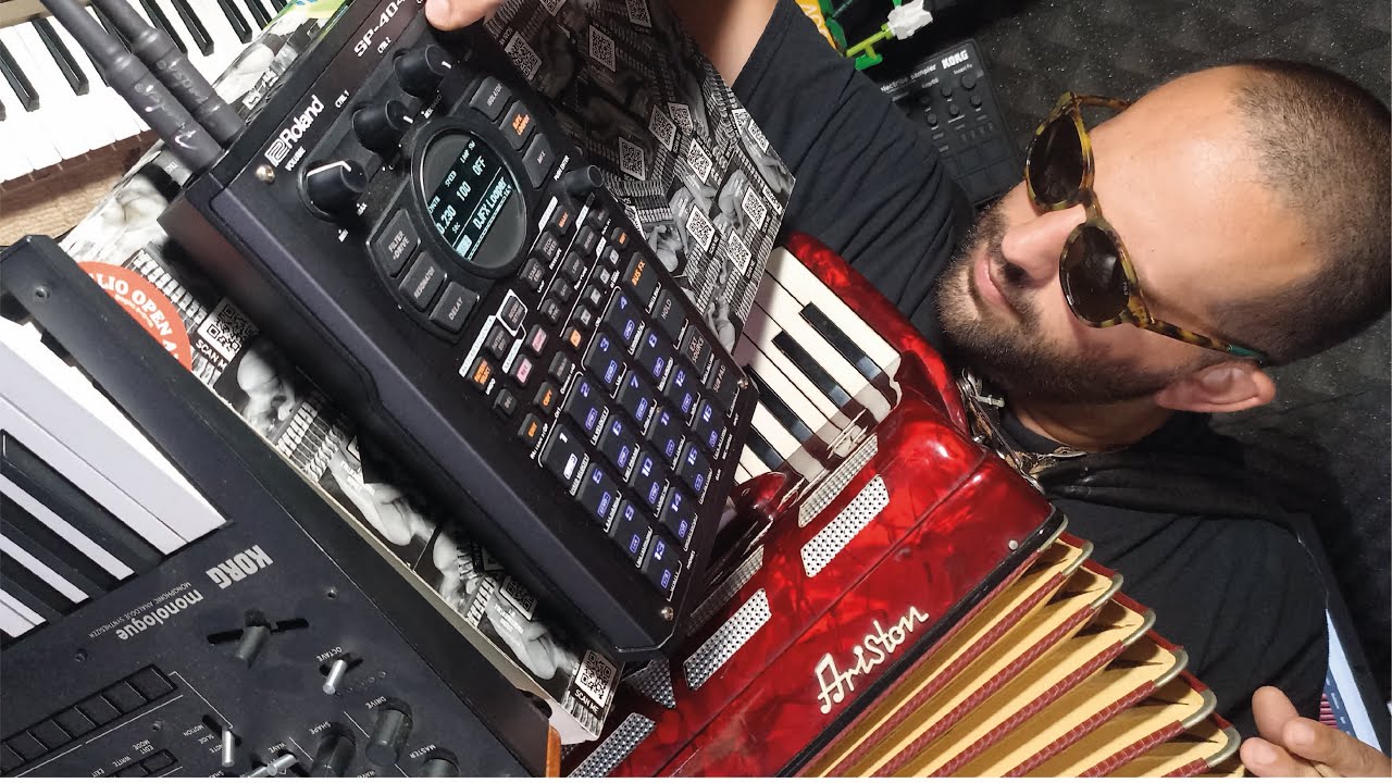 MASTERVEGE! HARDCORDION -DNB- ROLAND404 SPMKII - KORG MONOLOGUE ACCORDION TEENAGE ENGINEERING EP133