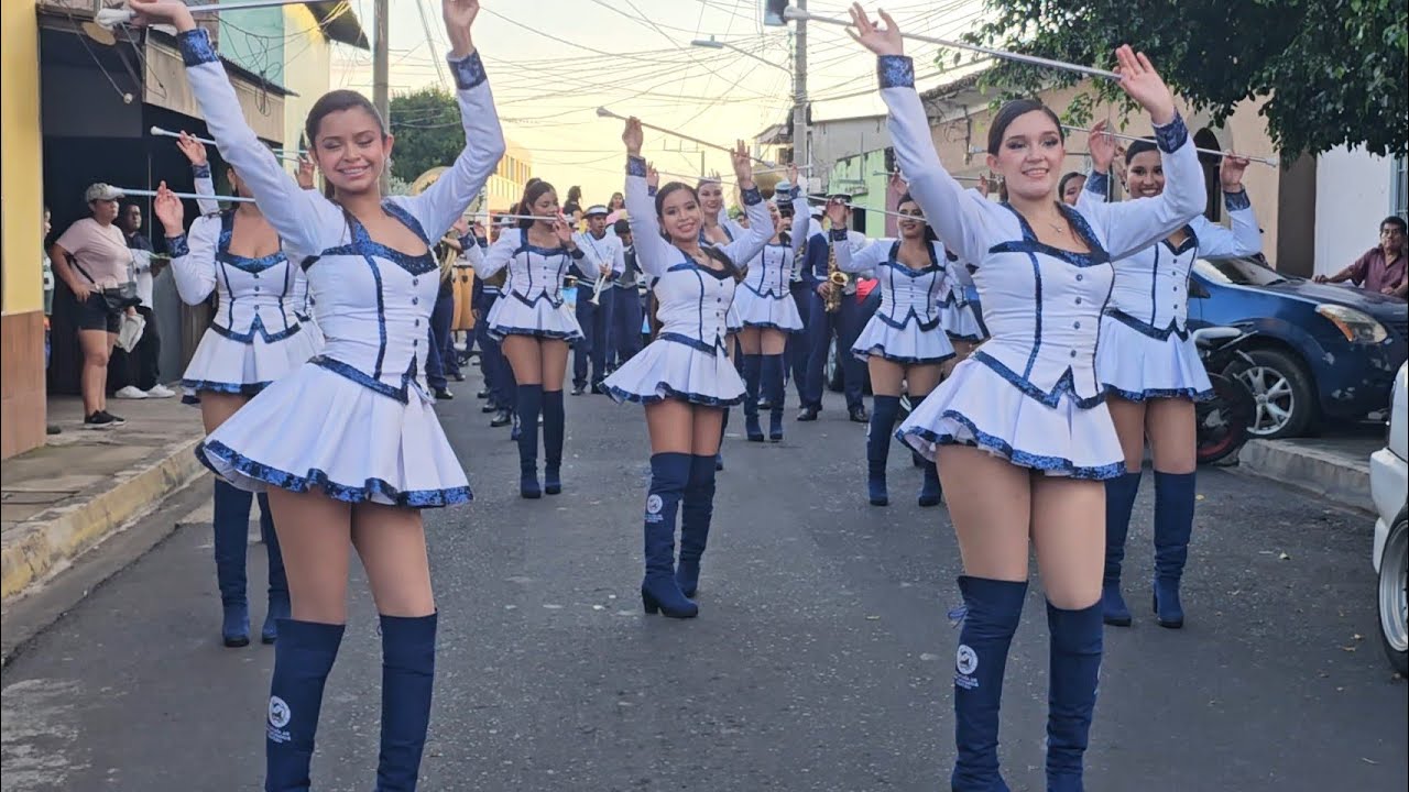 BANDA BICENTENARIO ✨ Maravillosa presentación 👏👏👏
