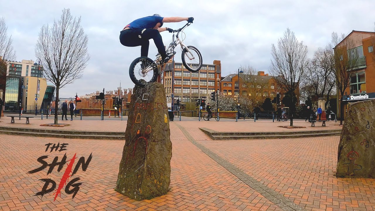 WORLD CHAMPION Trials Rider on his FIRST Street ride? - MTB Trials
