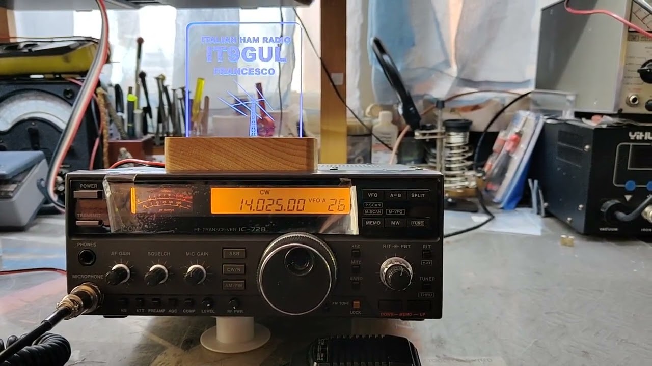 Icom IC-728 intonso. Revisione.