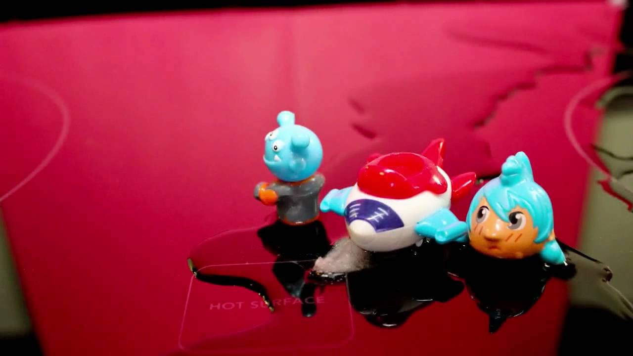 An Alien Ice Melting Timelapse Photography (incl. stop motion)
