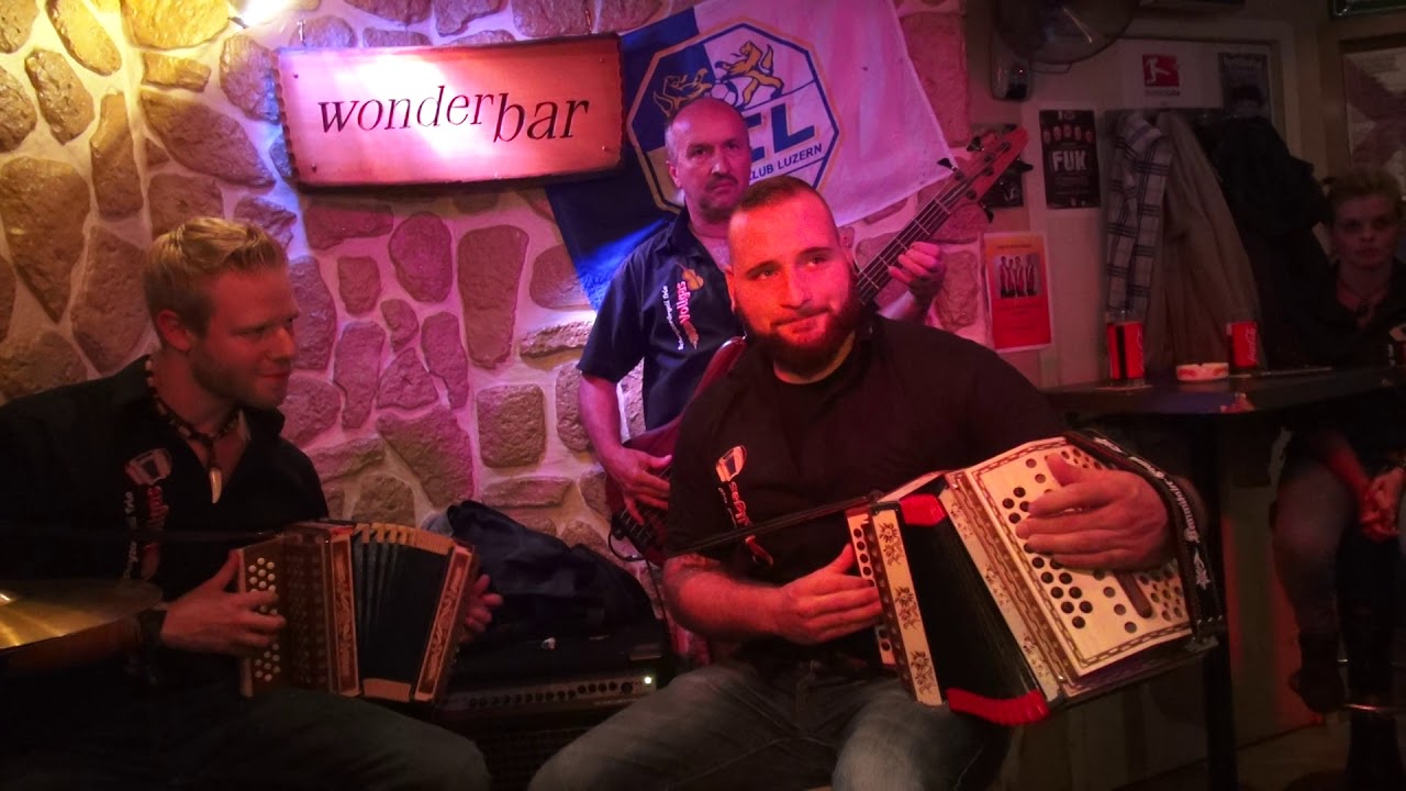 Trio Vollgas live @ tschuppi's wonderbar Luzern (1.10.17)