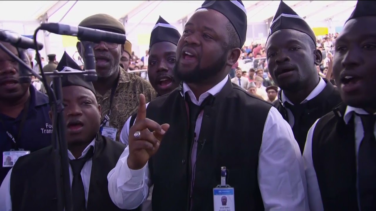 Nazm - Hum ko Sundar Kar Raha Hay | Jalsa Salana Germany 2021