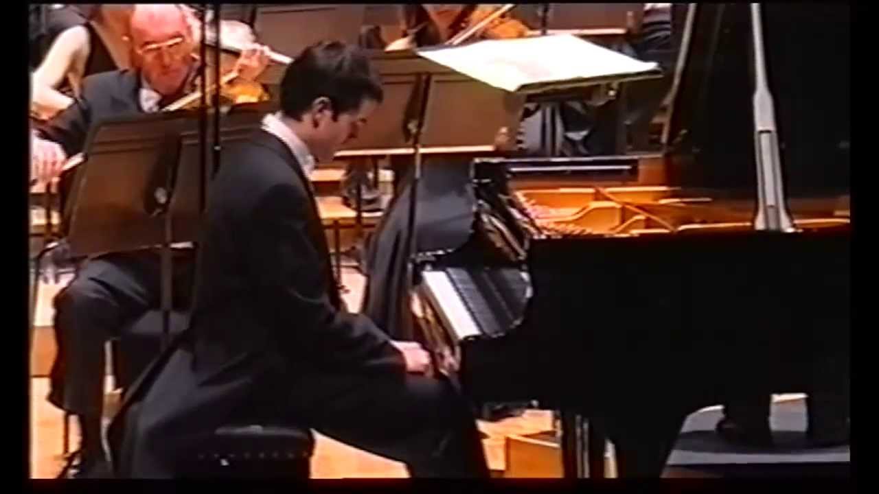 Alberto Nosè, piano - F. Chopin, Concerto n°1 op.11 - 1st movement