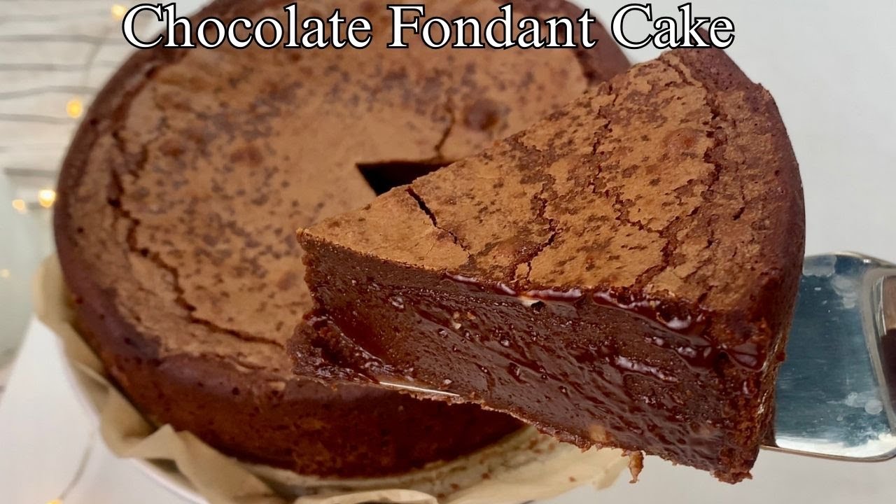 Ultimate Chocolate Fondant Cake Recipe: With a Gooey Molten Center