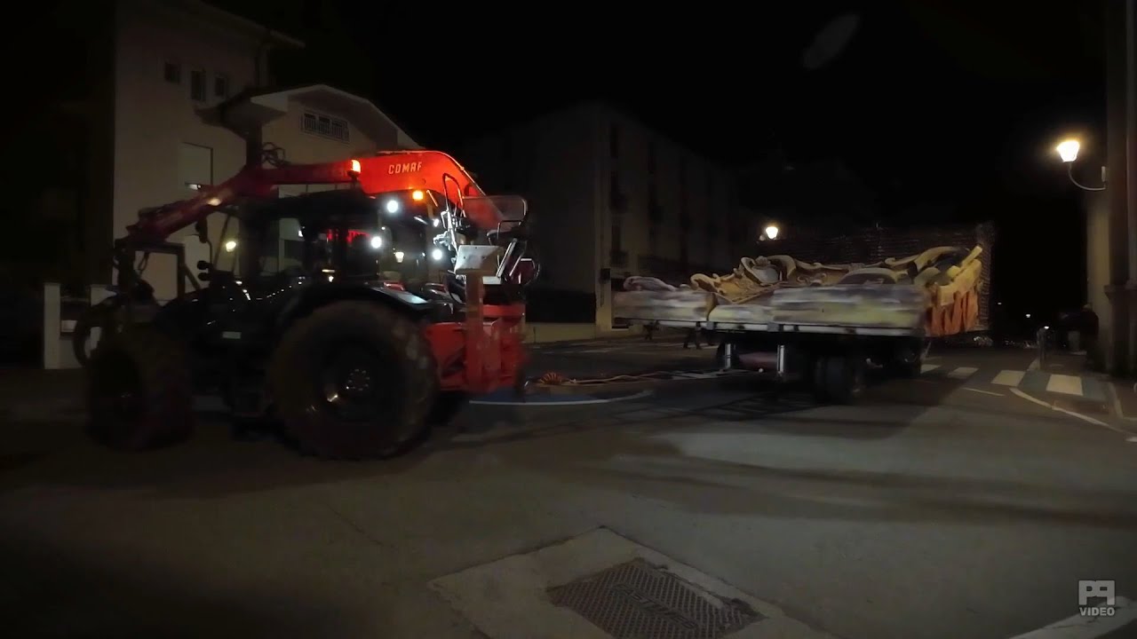 Carnevale di Borgosesia 2025 - Spostamento Notturno del Carro Allegorico + Preparativi [Plus Video]