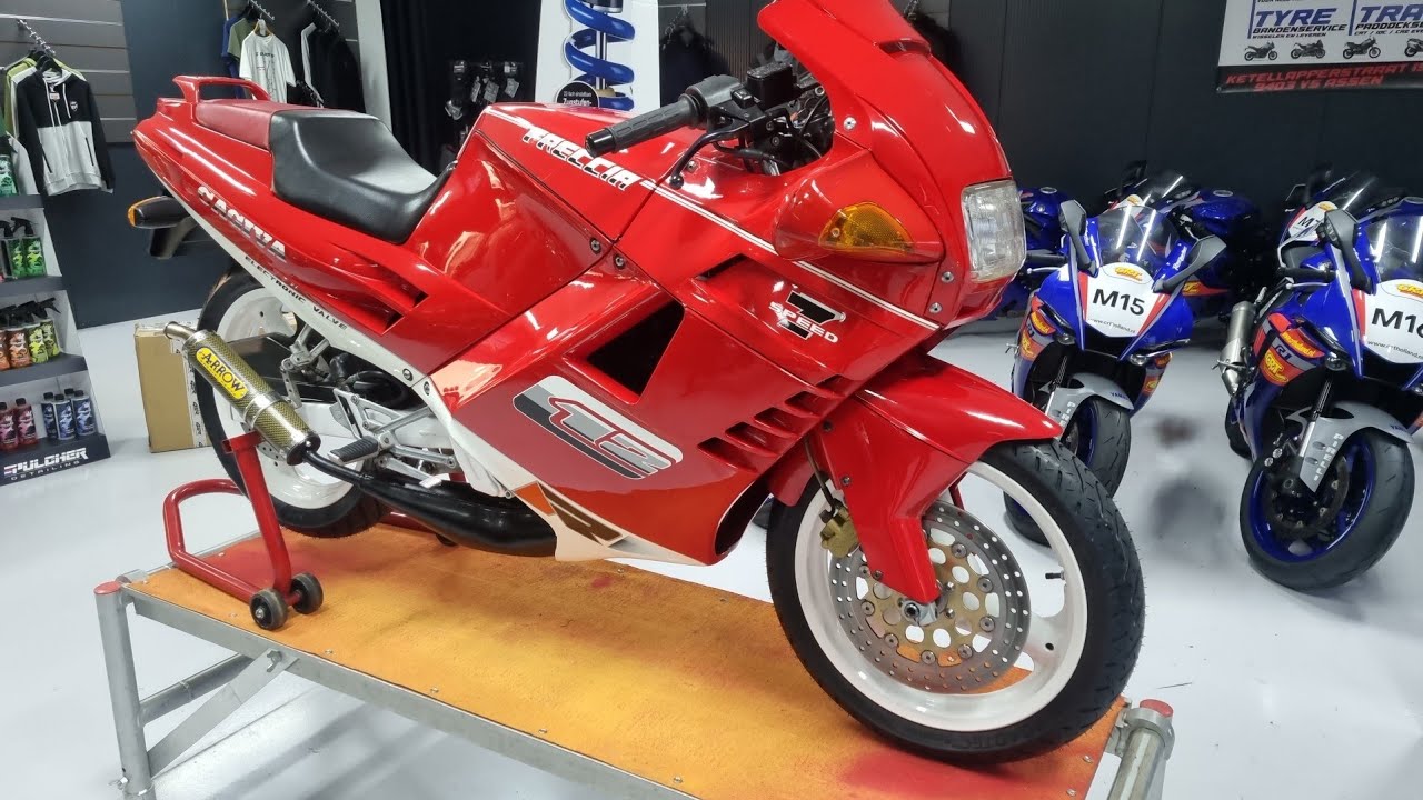 Rebuilding The Cagiva Freccia C12R