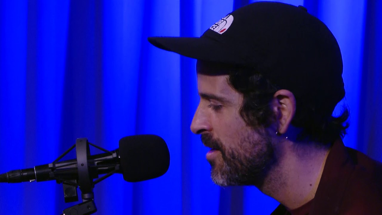 Devendra Banhart: Taking a Page