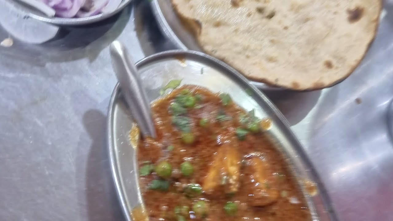 Aaj mene  paneer ki sabji roti khaye  ...#pleasesubscribe #funny aaj vlog kaise laga comment karke