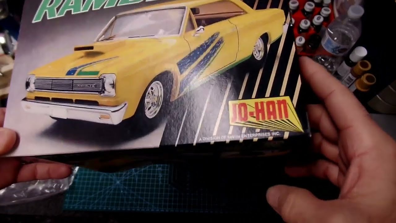 Jo-Han AMC Rambler 1/25 Scale Model Car Kit Unboxing