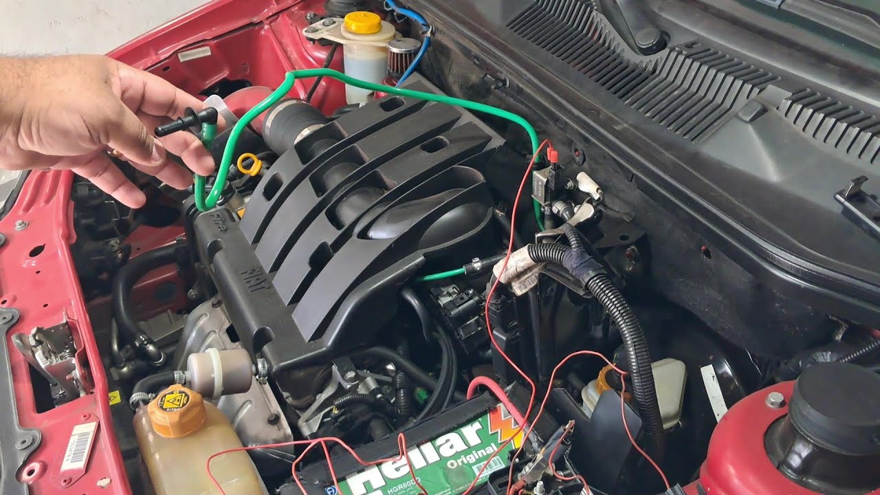 Como Testar a Válvula Solenoide da Partida a Frio do Carro