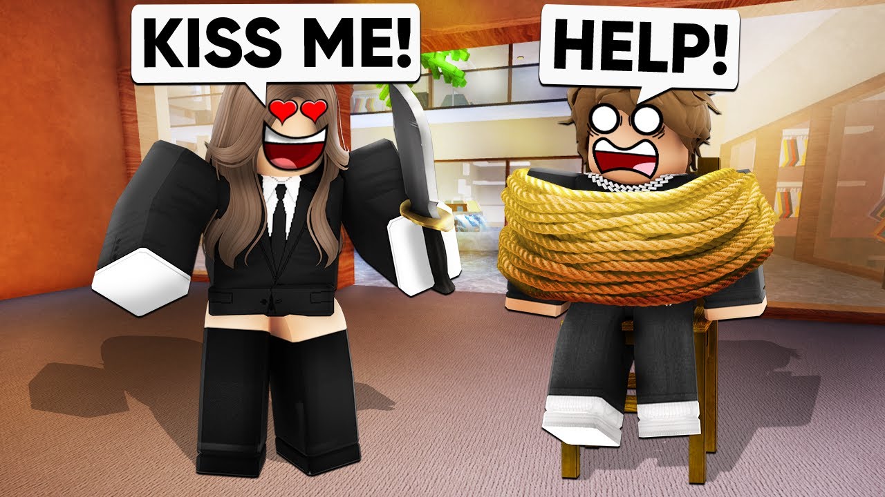 My CREEPY BOSS had a CRUSH on Me.. (Brookhaven RP)