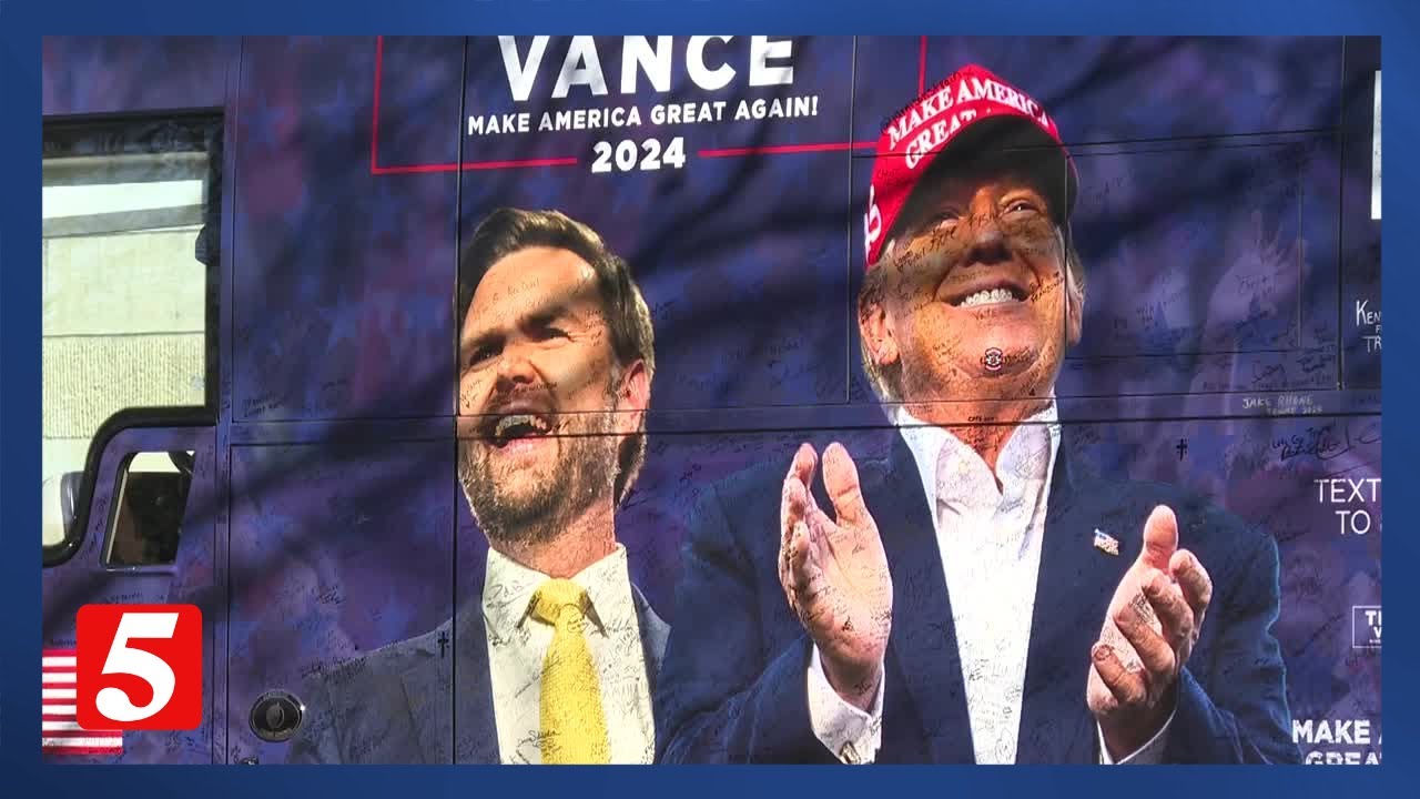 Nashville bus company participating in presidential inaugural parade