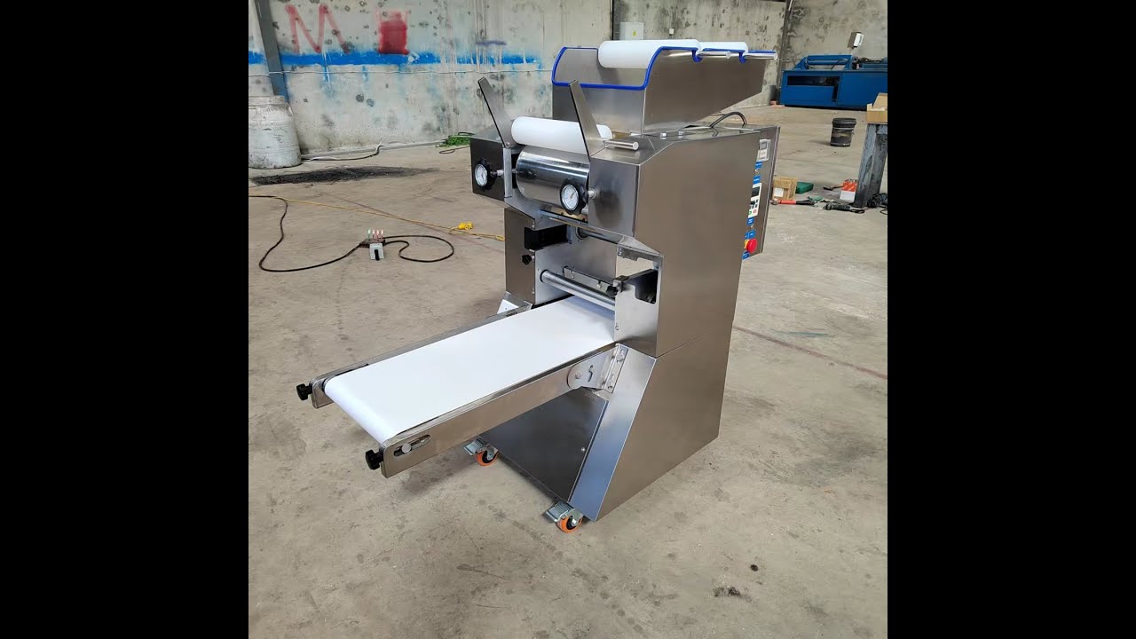Noodle making machine #Japannoodle #noodlemaking #noodle #automaticnoodle #noodlemachine