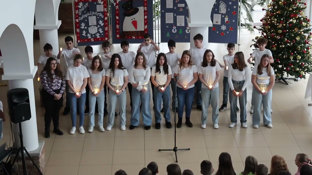 2025.12.01 Adventi gyertyagyújtás (1. gyertya)