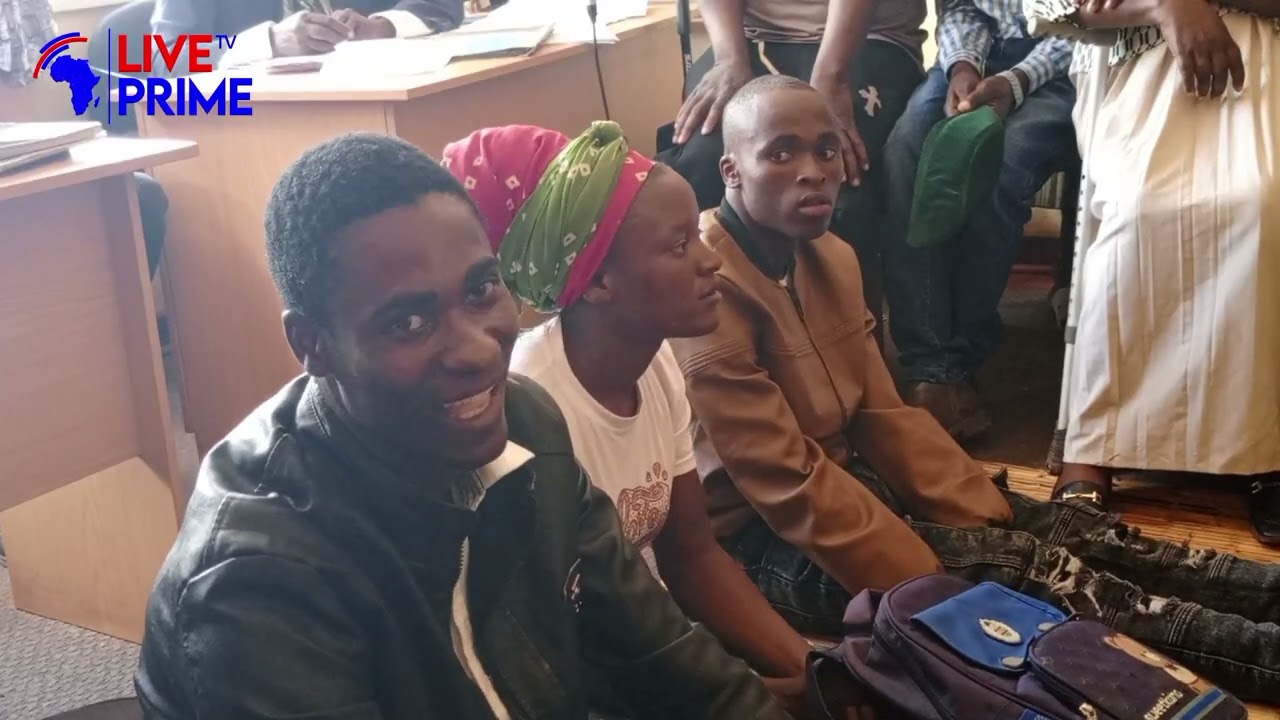 Murume kusungisa mukadzi waane 3 years asingagare naye kuti anechikomba. 