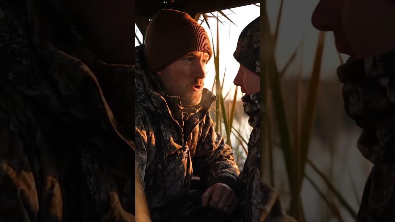 Duck Blind Humor &mdash; &ldquo;Computer Virus&rdquo;#daddabs #dadhumor #funny #blanketfort #dadhumorjokes #dadjoke101