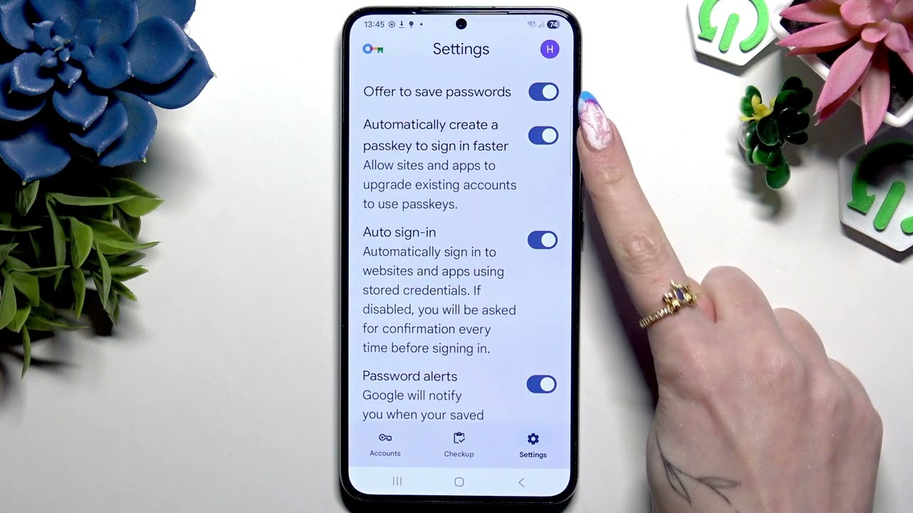 SAMSUNG Galaxy S22+ 5G – How to Add Passwords to Google Password Manager