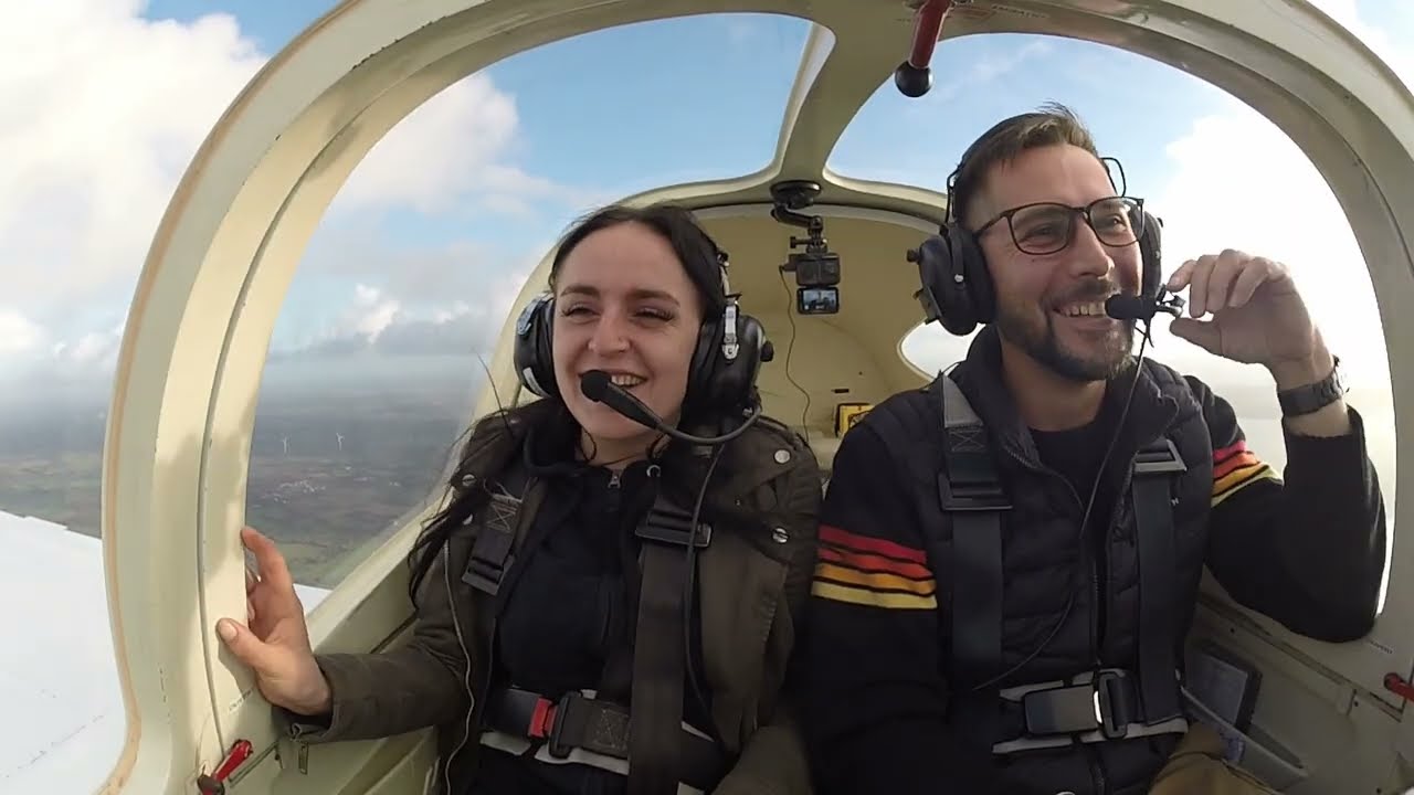 Je L'emmène Pour Sa Toute Première FOIS en AVION!!!!😍😍