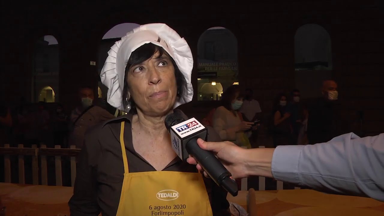 FORLIMPOPOLI: La sfoglia pi&ugrave; lunga del mondo | VIDEO