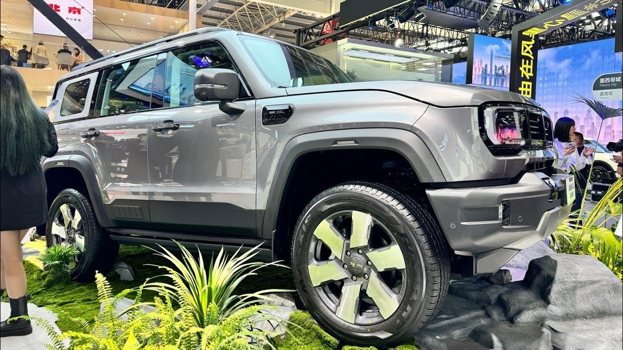 سيارات بايك الجديدة جاية أسواقنا قريب - BJ40 - Bj30 - Bj60 تعرف عليها بالتفاصيل - تغطيتنا من الصين