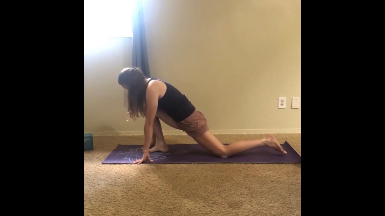 Slow Flow Christian Yoga / 20 minute Flow ~ Yoga with Elyse