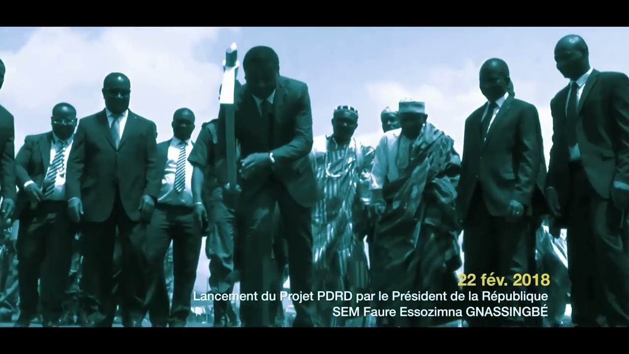 MAXTA PI_DJAGBLÉ_-_LA_BELLE (Vidéo Officielle)