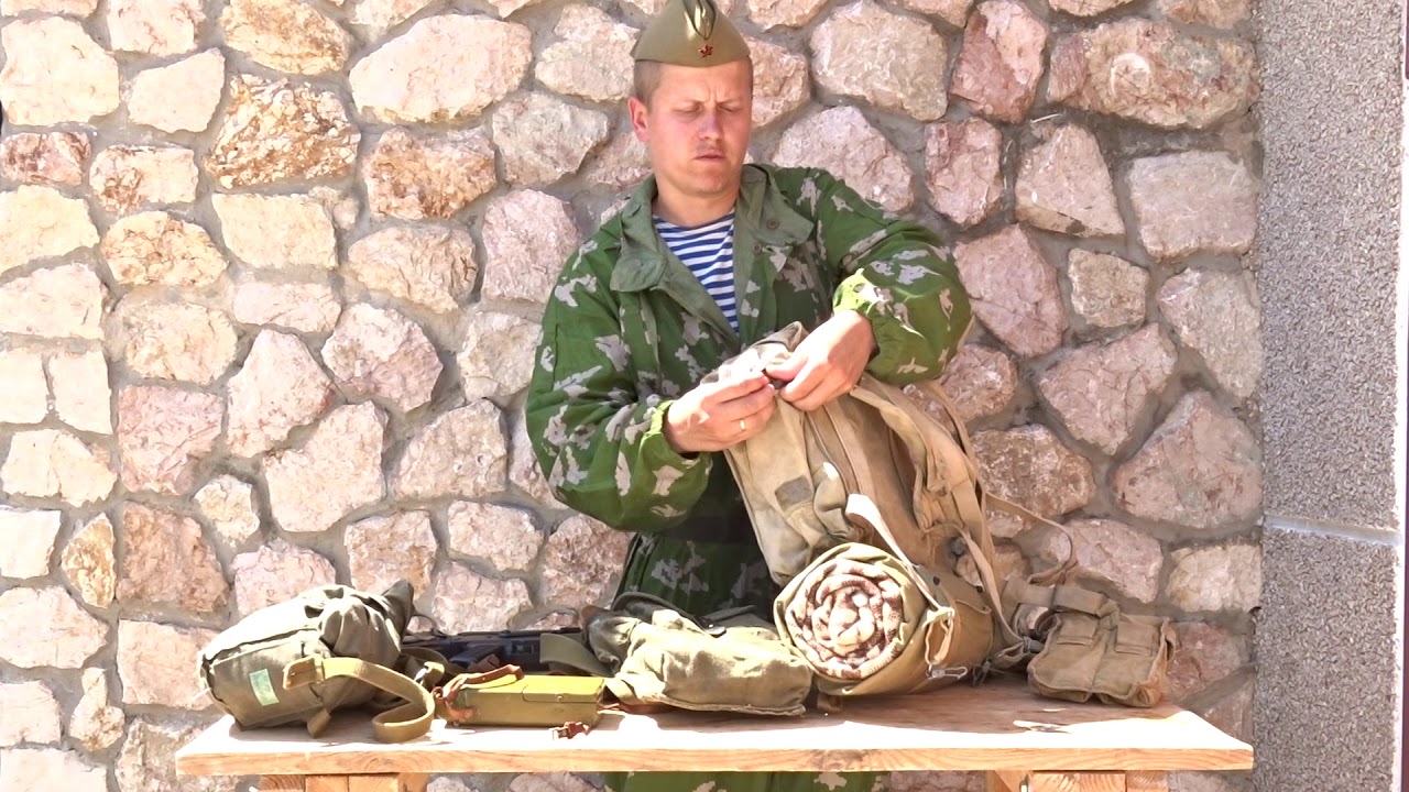 Сбор на патрульный выход. ДШБ СССР, 1988 год.
