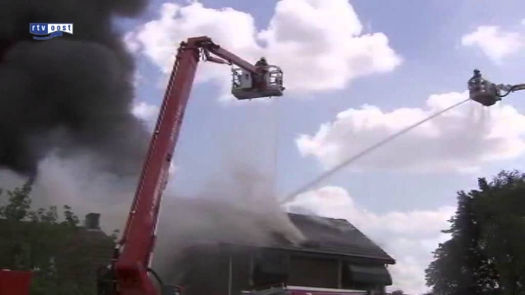 Zeer grote brand in restaurant Overdinkel