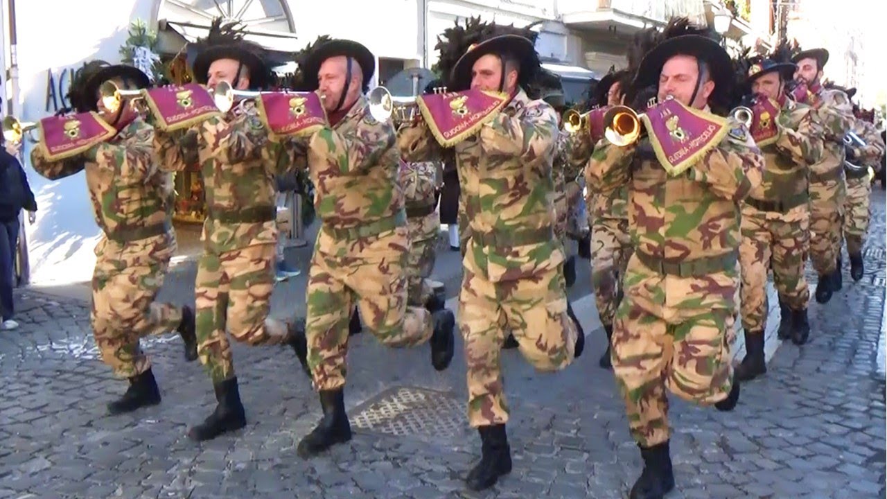 Fanfara Bersaglieri - Passo di corsa, Flik Flok, Marcia d'ordinanza