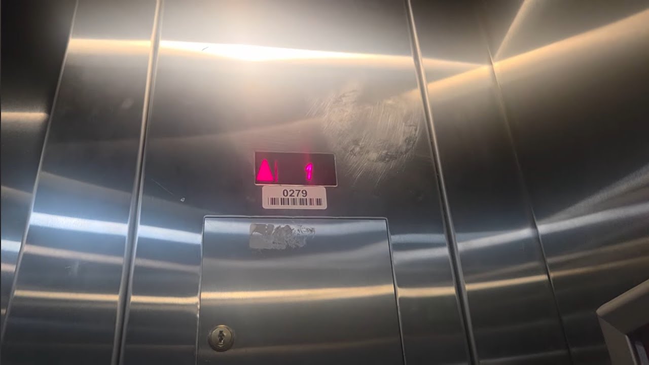 Schindler HT hydraulic elevator at South Shore Plaza in Braintree-MA