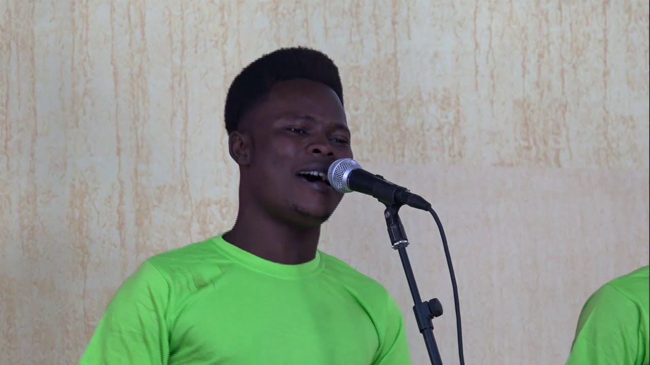 Groupe Warba du temple Horeb, Goliath ne a David