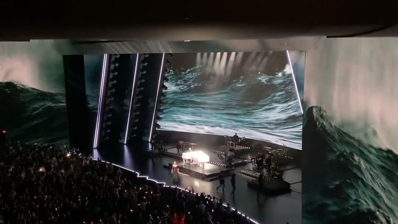 Adele - Rolling in the Deep , live Las Vegas 30/12/2023