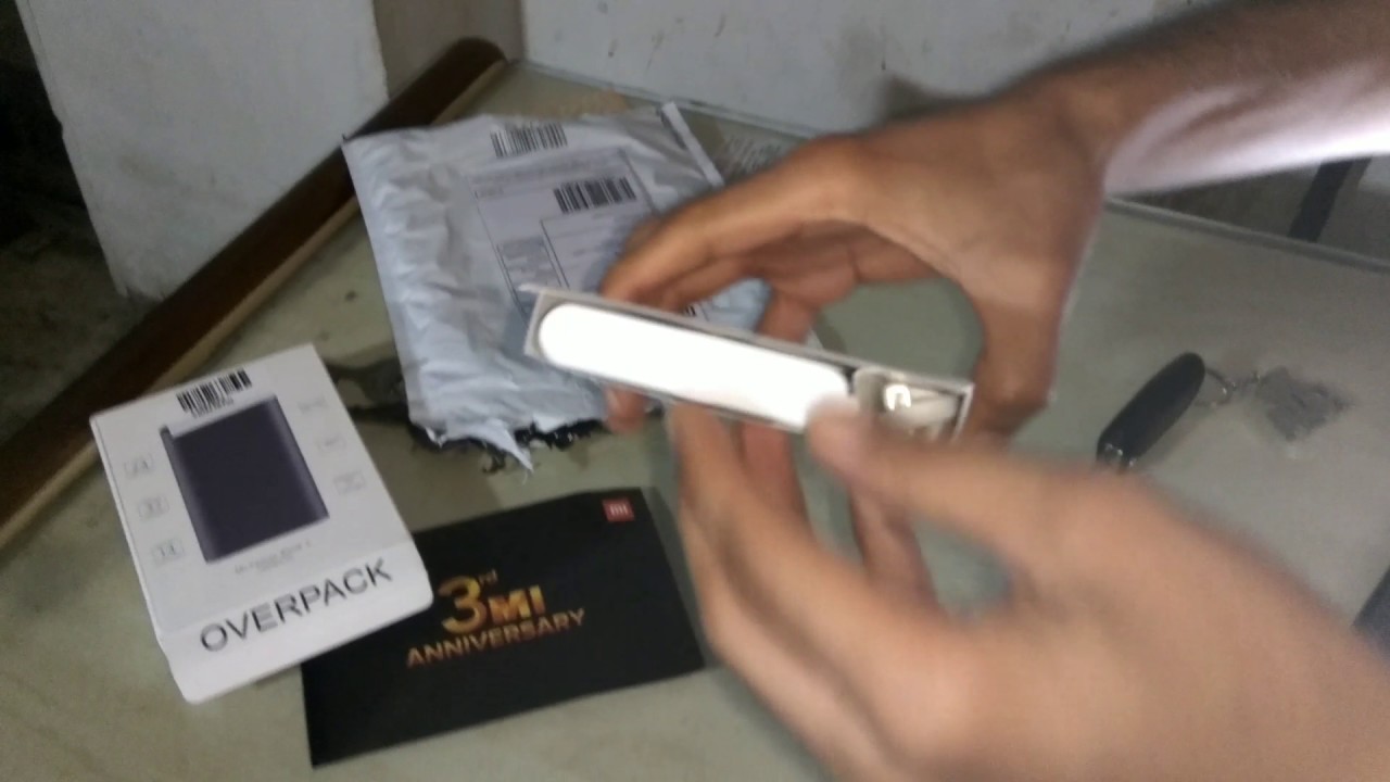 MI Power Bank 2 (10000 mAh)- Unboxing and First Impressions