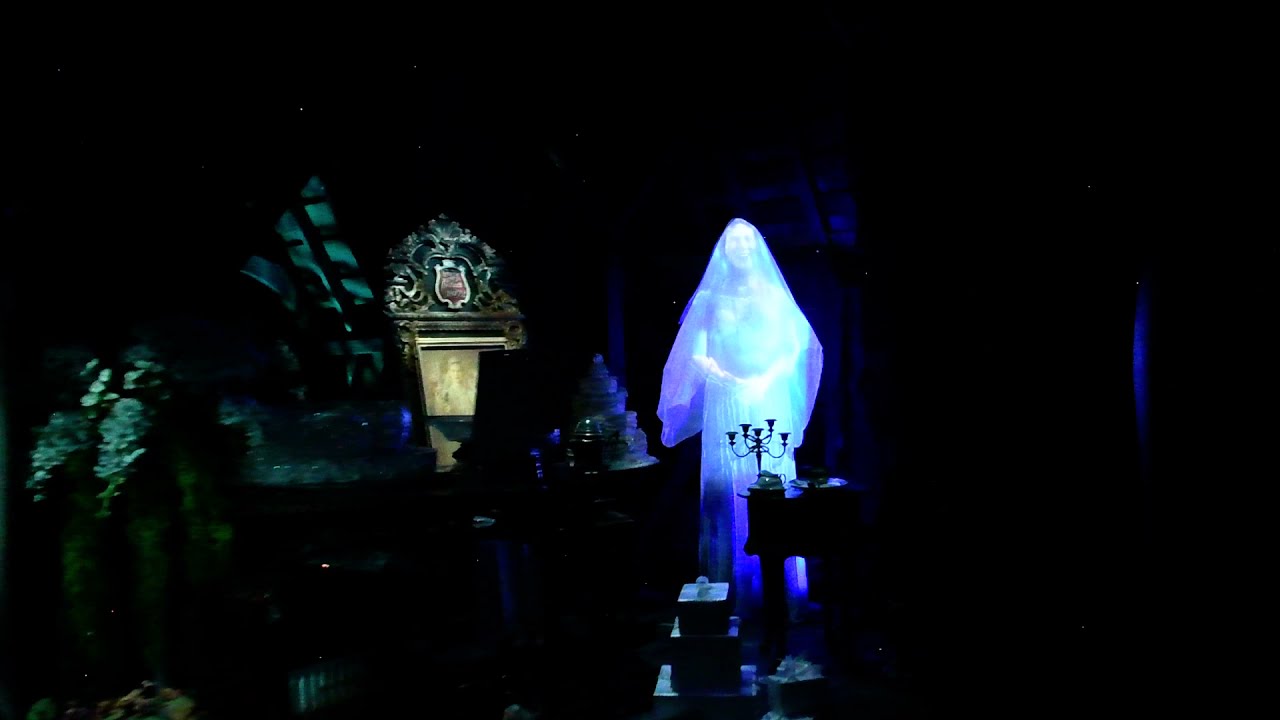 Haunted Mansion Disneyland | Madame Leota Seance | Playful Spooks Have Interrupted Our Tour