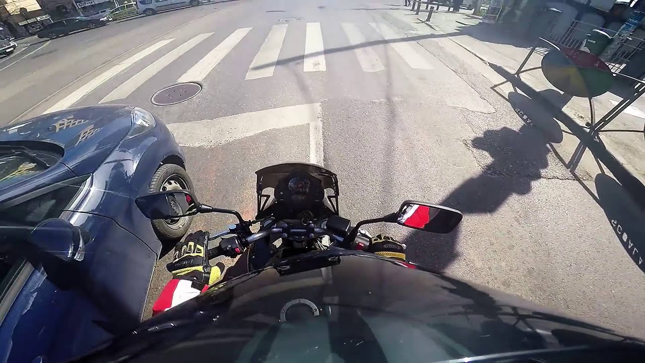 Car driver cutting me off - NutzRider Kawasaki  er6n