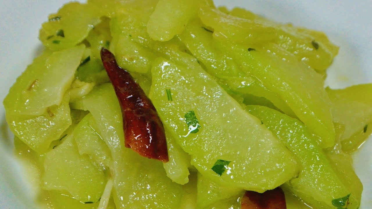 [Mauritian Cuisine] Sauteed Chayote Recipe (Vegan) | Saut&eacute; Chou Chou