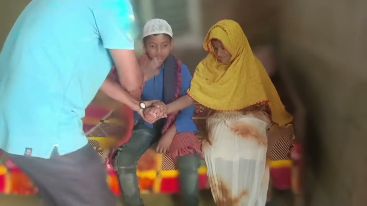 মা গুনে জি মাঝি হয় মেও নমাজি হবে মা যদি নামাজী হয় মেও নামাজি হবে 