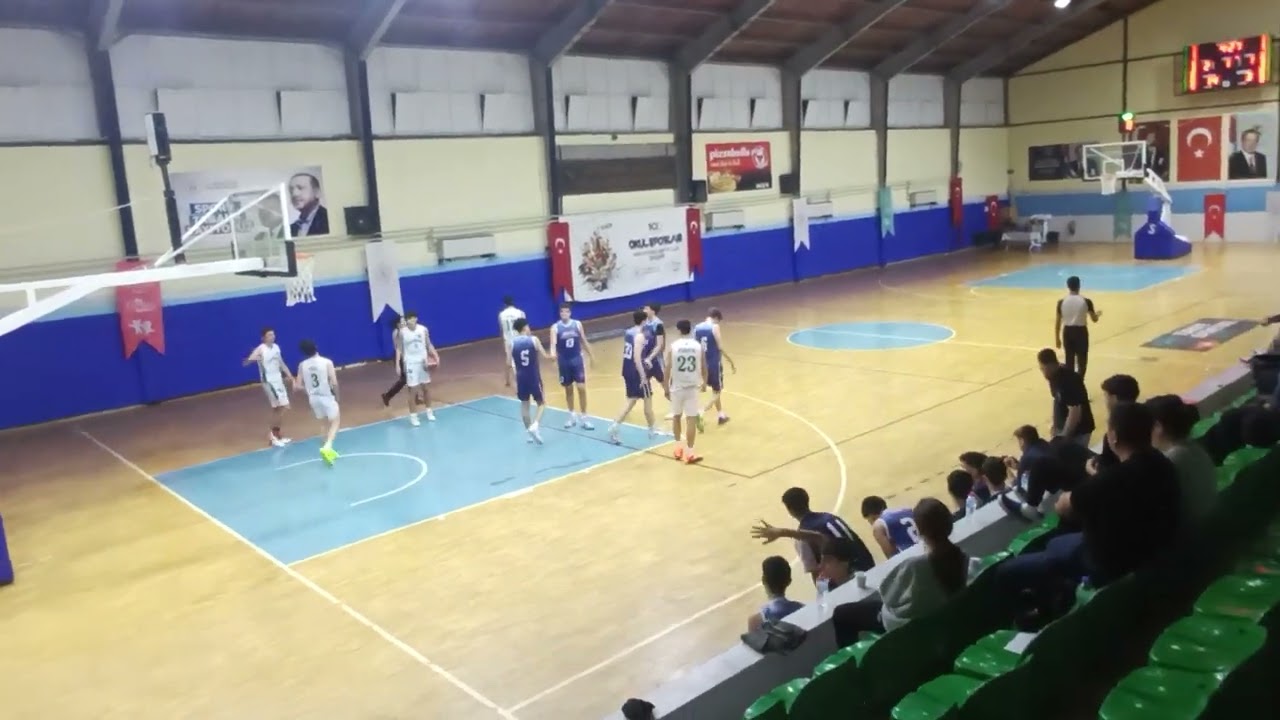 Demir Amiraller - Bandırma İzmir İhtisas U18 Basketbol Maçı 1.Periyod
