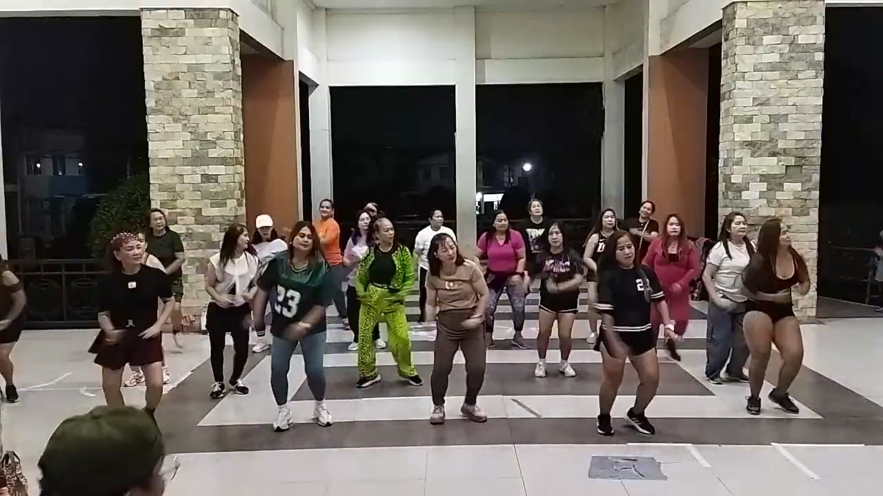 FCSR Zumba Lovers 💗 #rollinginthedeep 