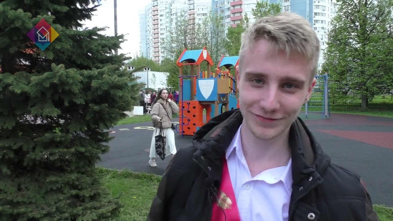 Последний звонок в школе 1329.