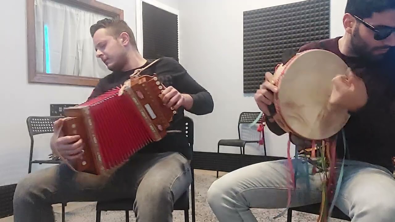 Tarantella Calabrese Bruno Marzano Graziano Fazzolari Giuseppe Lucà Organetto in (SI)